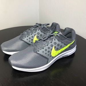 Nike Downshifter 7 Running shoes Cool Grey/Volt